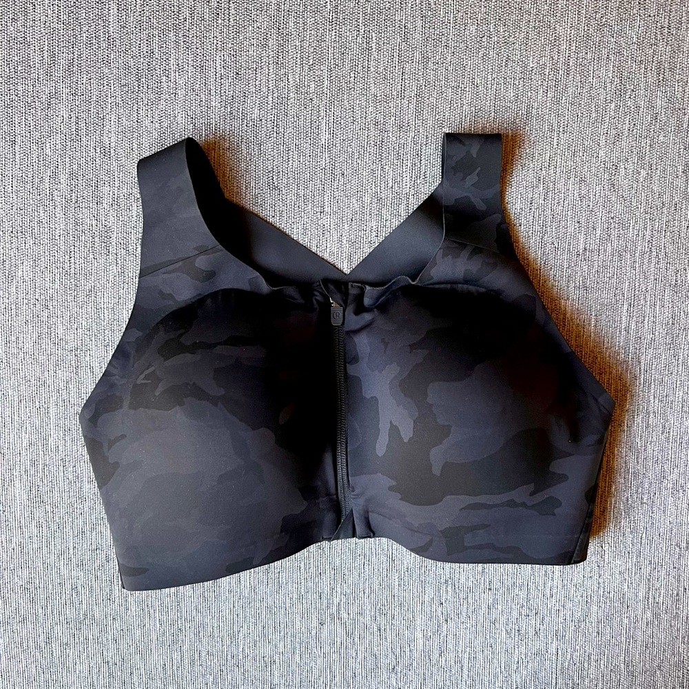 Lululemon X back Zip Front Sports Bra sz 36 DD